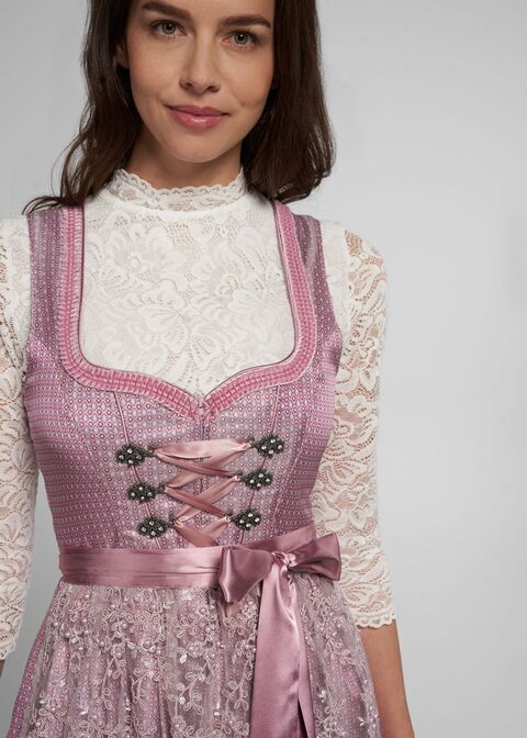 Akela-Dirndl kurz